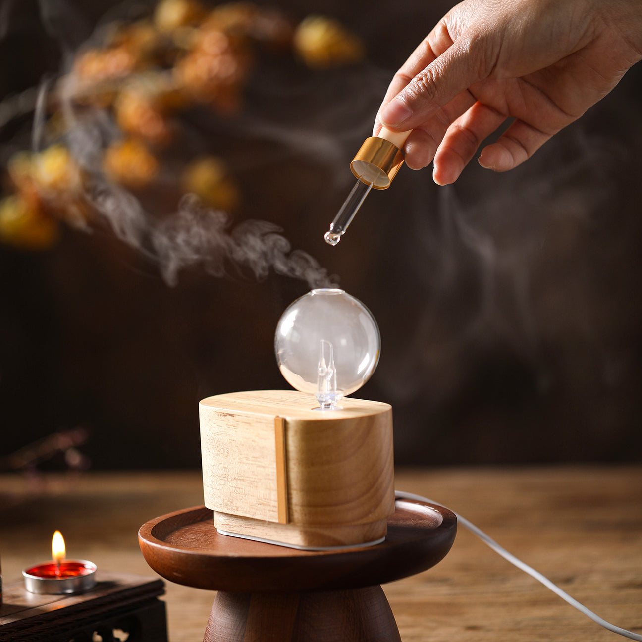 Mini Orb Diffuser — Handblown Glass & Hevea Wood